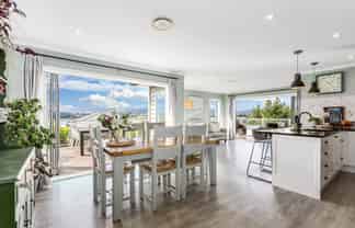 144 Endeavour Drive, Whitby