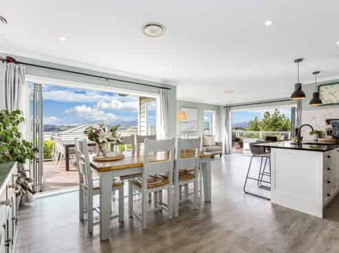 144 Endeavour Drive, Whitby