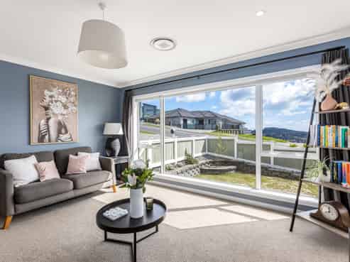 144 Endeavour Drive, Whitby