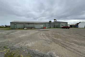 Large industrial complex
