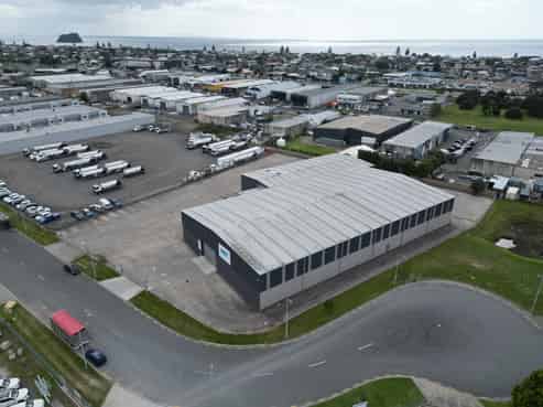 Substantial Mount Warehouse Facility