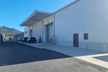 Brand New Premium Warehouse