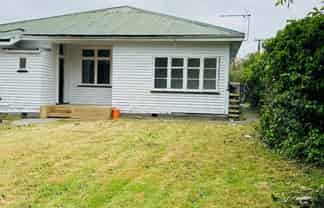 2/47 Cumnor Terrace, Woolston