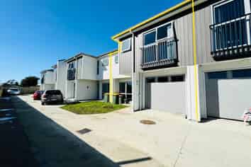 2/55 Swaffield Road, Papatoetoe