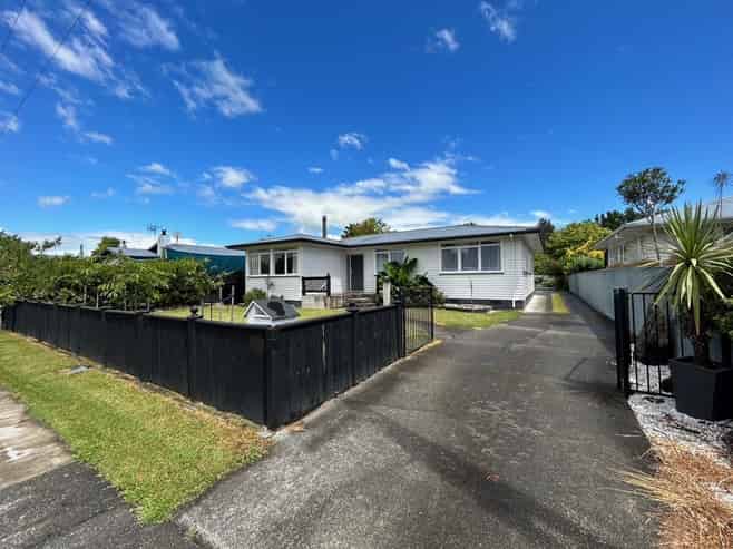Hawkes Bay - Address withheld