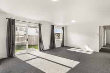 1/75 Etherton Drive, Weymouth