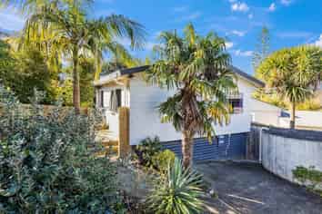 2A Rata Road, Stanmore Bay