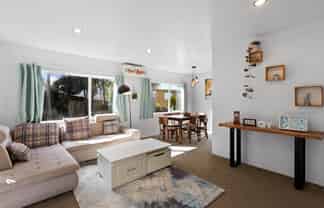 2A Rata Road, Stanmore Bay
