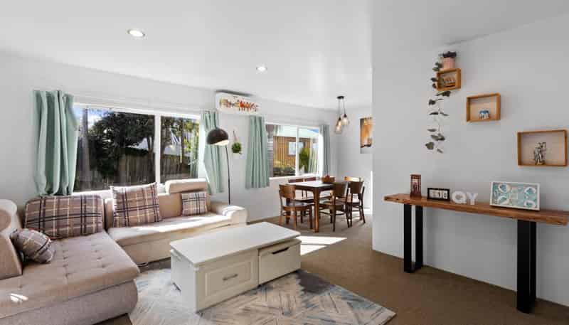 2A Rata Road, Stanmore Bay