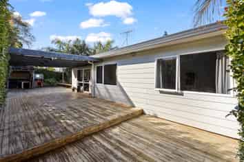2A Rata Road, Stanmore Bay