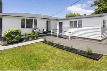 32 Neil Avenue, Te Atatu Peninsula