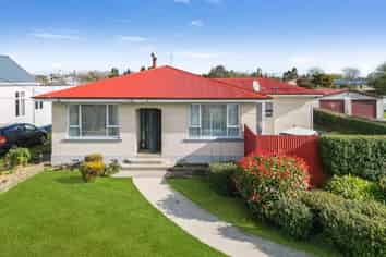 27 Carlyle Street, Mataura