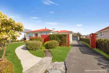 27 Carlyle Street, Mataura