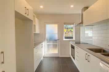 3/63e Owairaka  Ave, Mount Albert
