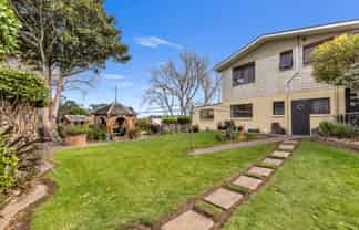 17 Bridger Place, Eltham