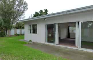 A (Front/16 (NEW) Eruini Street, Waikanae Beach