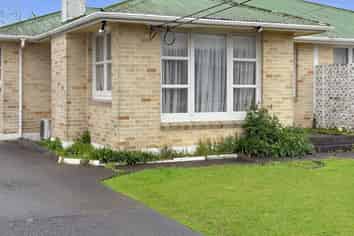 21 Karaka Crescent, Levin