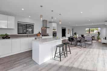 351 One Tree Point Road, One Tree Point