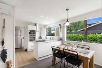 2/5 Woodbridge Road, Cashmere