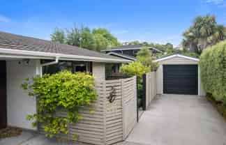 2/5 Woodbridge Road, Cashmere
