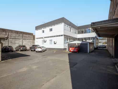 Set & Forget Investment–Dual Income, Prime Location