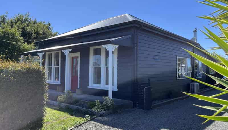 9 Hessey Street, Masterton