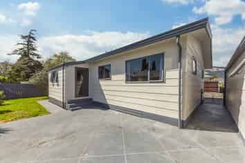 1/74 Norwich Street, Stoke
