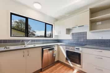 1/74 Norwich Street, Stoke