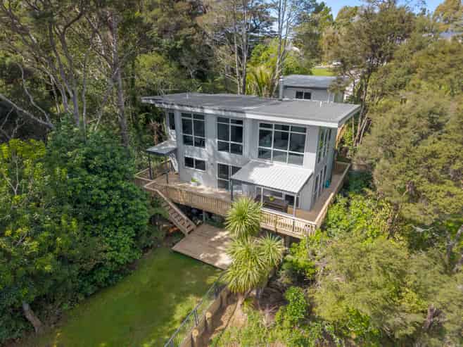 15 Albany Heights Road, Albany