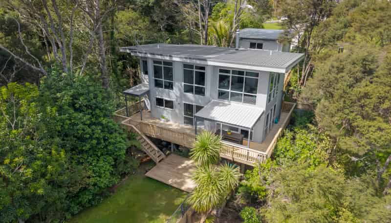 15 Albany Heights Road, Albany