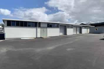 Logistical Dream | 850m2 | Wairau Vallley