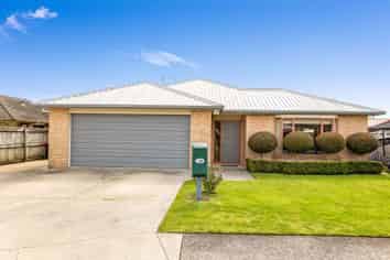 47 Cholmondeley Crescent, Whitianga