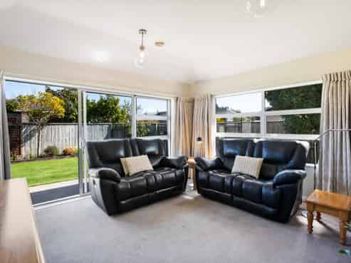 7 Otupoa Way, Paraparaumu