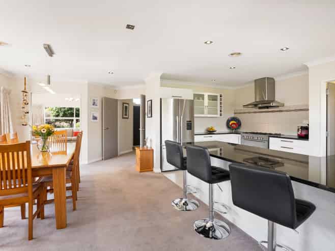 7 Otupoa Way, Paraparaumu