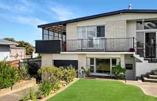 10 Kennedy Street, Foxton Beach