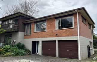221 Forrest Hill Road, Forrest Hill