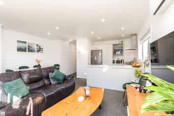 1/103 Bruce Avenue, Glenview