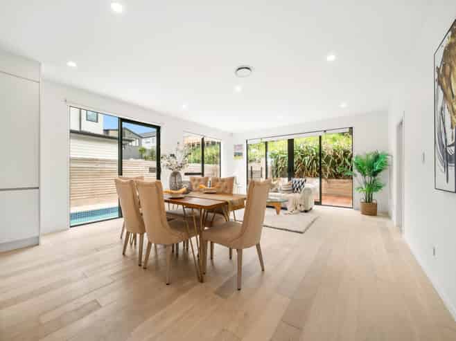 7 Hanikura Street, Long Bay