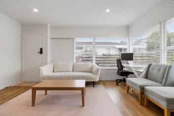 1/17 Woodall Place, Totara Vale