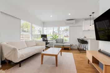 1/17 Woodall Place, Totara Vale