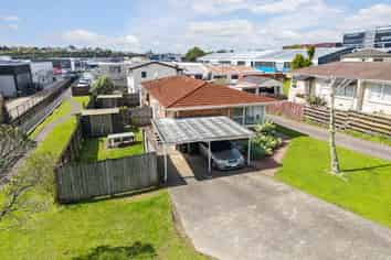 1/17 Woodall Place, Totara Vale