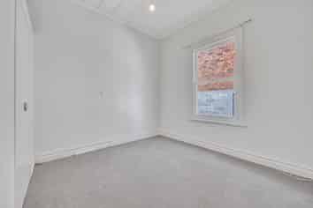70B Valley Road, Mount Eden