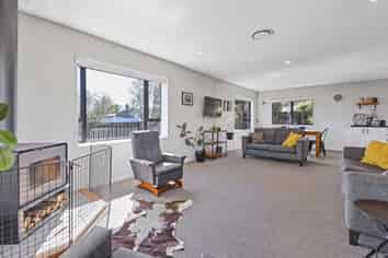 5 Somerset Place, Woodend