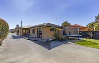 5 Somerset Place, Woodend
