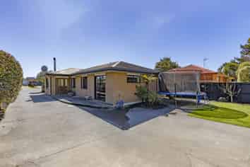 5 Somerset Place, Woodend