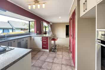 91 Pacific Drive, Fitzherbert