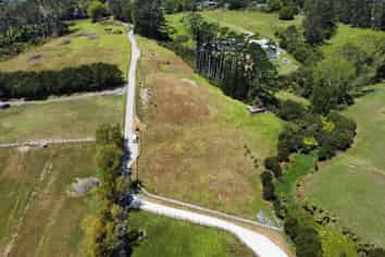 631B Dairy Flat Highway, Dairy Flat