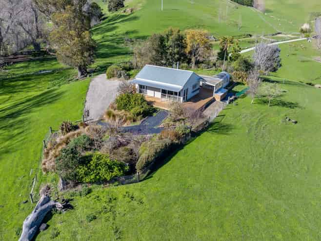 237 Admiral Road, Admiral Hill