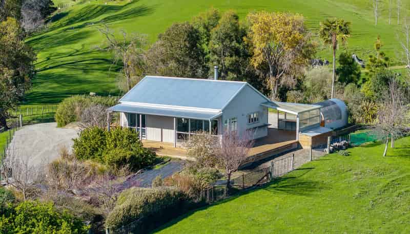 237 Admiral Road, Admiral Hill