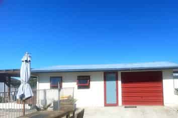 Nelson & Bays - Address withheld